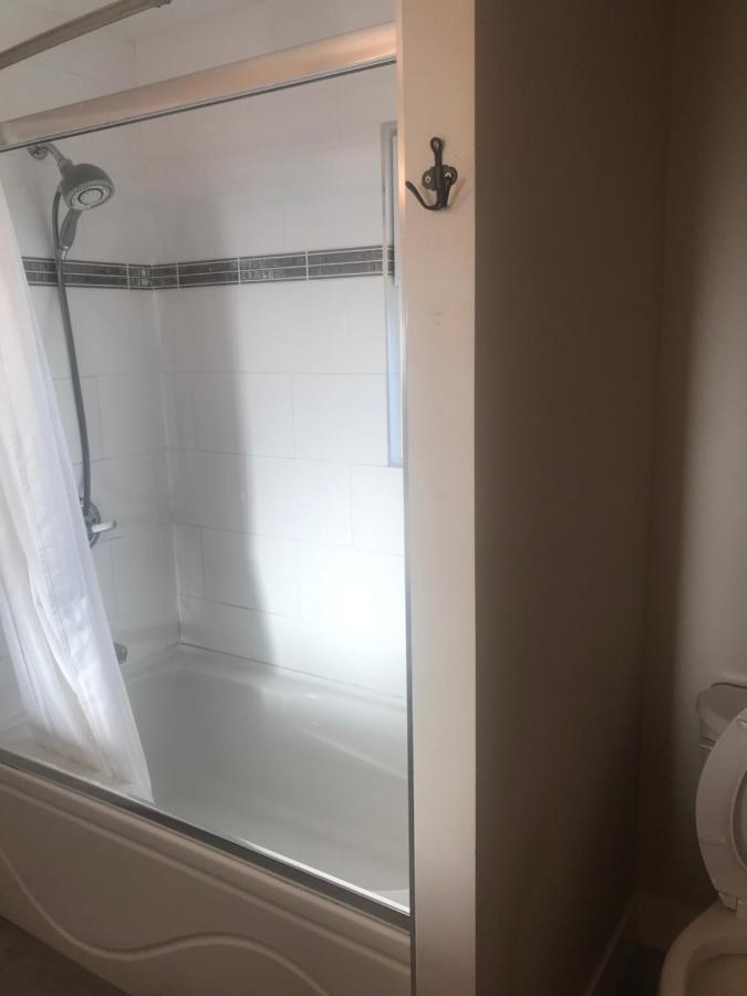 Large Suite With Separate Bathroom Richmond Zewnętrze zdjęcie